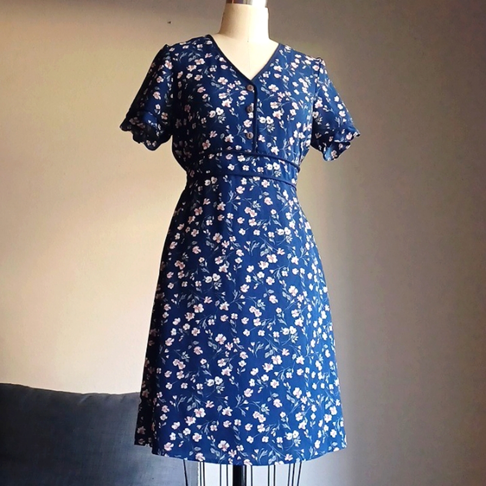 Monteau Navy Floral Dress